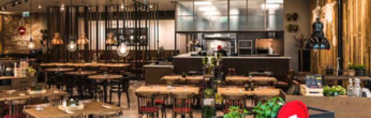 pizza hut restaurant interior